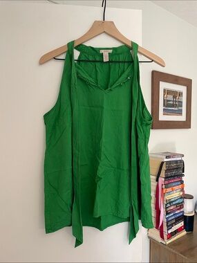 J. Crew ~ Green Sleeveless V-Neck Women's Top - Lightweight Summer Tank